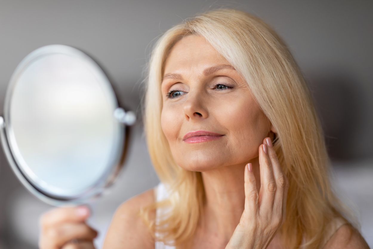 Facelift vs Mini Facelift Recovery Image